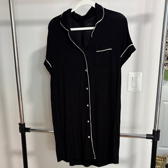 Stars Above Black Soft Nightshirt with White Trim - Picture 1 of 6